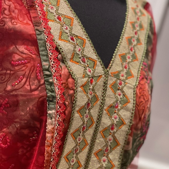 Pakistani designer suit - Picture 4 of 5